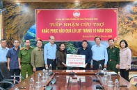 Đoàn công tác tỉnh Vĩnh Phúc đi thăm, động viên người dân vùng lũ miền Trung