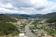 Mới có 7/43 dự án đủ điều kiện giao vốn trong năm 2026, Lâm Đồng yêu cầu khẩn trương