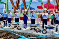 Hợp long cầu vượt sông Đáy nối Ninh Bình và Nam Định