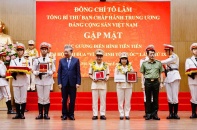 Cha chiến sĩ công an anh hùng, con tiếp nối gương điển hình tiêu biểu 
