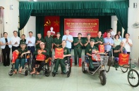 Hưng Yên: Trao quà của Tổng Bí thư, Chủ tịch nước Tô Lâm và của tỉnh tặng các thương binh, bệnh binh