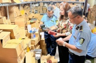 Hà Nội dốc toàn lực kiểm soát thị trường, quyết liệt truy quét hàng giả