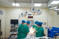 Đến năm 2030, giảm ít nhất 20% trường học, bệnh viện và nhà hát công lập