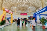 “Cơn mưa” khuyến mãi du lịch đổ bộ Hội chợ Mùa Thu 2025