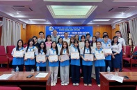 Báo Tài chính - Đầu tư nối dài hành trình “Vì trẻ em Việt Nam” tại Trường Đại học Giao thông vận tải 