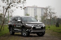 Mitsubishi âm thầm tăng giá xe đa dụng Outlander