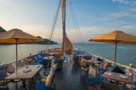 “Đi du thuyền, ở Boutique Hotel” - Thú chơi công phu của người có gu thưởng thức