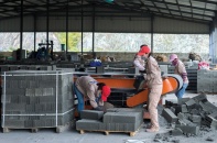 Nhiều doanh nghiệp sản xuất gạch không nung đóng cửa
