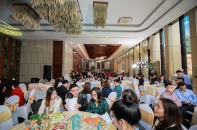 Him Lam Vạn Phúc tiếp tục gây sốt tại lễ mở bán phân khu Barres