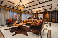 Cung điện đá D’. Palais Louis gây chú ý với truyền thông quốc tế