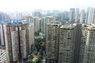 Bất động sản lại hút tiền vay