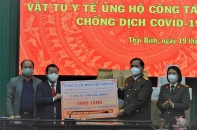 Công an tỉnh Thái Bình tiếp nhận hỗ trợ phòng, chống Covid-19 từ doanh nghiệp