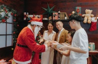 Nghệ sĩ Việt hào hứng đón Giáng sinh theo phong cách Bắc Âu