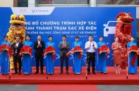 Trường Đại học công lập đầu tiên tại Hà Nội lắp đặt trạm sạc ô tô điện