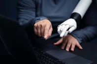AI thay ai chứ không thay HR