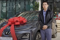 Khách đầu tiên nhận VinFast VF 6: Xe linh hoạt trong phố, mạnh mẽ ngoài đường trường