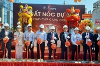 Cất nóc dự án căn hộ cao cấp hạng sang đầu tiên khu vực Tây Nam Bộ