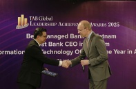 CEO Techcombank được vinh danh Tổng giám đốc điều hành ngân hàng Xuất sắc nhất Việt Nam