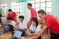 “Bytes for Future” tiếp thêm hành trang công nghệ cho hơn 1.200 học sinh vùng biên giới