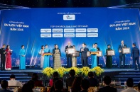 Sheraton Grand Danang Beach Resort & SPA được vinh danh Top 10 khách sạn 5 sao tốt nhất Việt Nam 2025