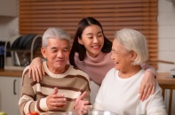 Tuổi thọ tăng, người Việt chuẩn bị sớm hơn cho một tuổi già độc lập
