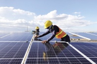 Dự án điện mặt trời kêu cứu: Ngân hàng có ngồi trên lửa? 