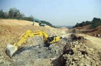 Sốt ruột với đầu tư công