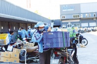 Sàn thương mại điện tử loay hoay với quy định nộp thuế hộ 