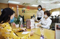 Ngân hàng mạnh tay đẩy vốn ra thị trường