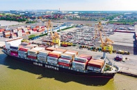 Năm 2022, Việt Nam có chuyển sang nhập siêu?