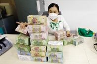 Thách thức ổn định kinh tế vĩ mô, duy trì đà tăng trưởng