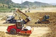 Thúc giải ngân vốn đầu tư để duy trì động lực phục hồi