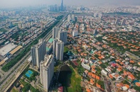 Các nút thắt của thị trường chưa được tháo, doanh nghiệp bất động sản "buộc bụng"