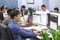 Nhiều cổ phiếu đối diện “án” rời sàn, cắt margin