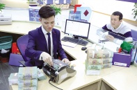 Doanh nghiệp gặp khó vì lãi suất cho vay neo cao