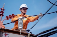 Điểm nghẽn trong cấp điện an toàn và thu hút đầu tư