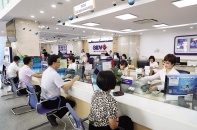 Ngân hàng cấp tập tăng vốn phòng thủ rủi ro, ứng phó các biến cố