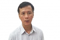 Thận trọng khi tăng học phí, viện phí