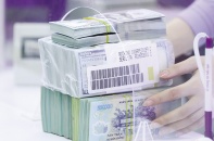 Thách thức kép với chính sách tiền tệ