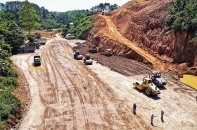 Thúc trụ cột tăng trưởng đầu tư công