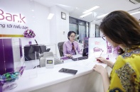 Ngân hàng đua công nghệ, giảm nhân sự để giảm chi phí