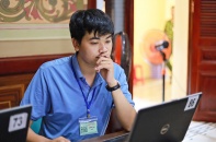 Từ phóng viên tài chính đến “nhà báo tòa”