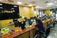 Trái chiều biến động nhân sự, thu nhập tại ngân hàng