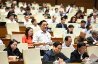 Để công chức "nhẹ lòng cống hiến"