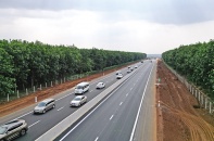 Lo sớm cho mục tiêu 5.000 km đường cao tốc
