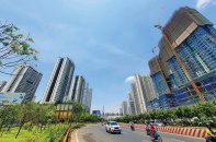 Dòng tiền vào bất động sản xoay chuyển: Cảnh báo thanh khoản và rủi ro nợ xấu