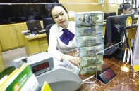 Thách thức khi bẻ lái tín dụng