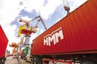 Kỷ lục kim ngạch mở chu kỳ mới cho thương mại Việt Nam