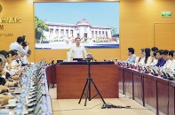 Kiểm soát dòng vốn đầu cơ để ổn định lãi suất