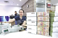 Huy động hụt hơi tạo áp lực lên lãi suất